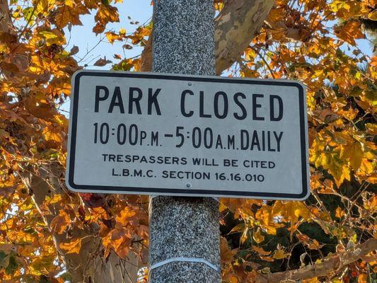 Park closed from 10 PM to 5 AM daily