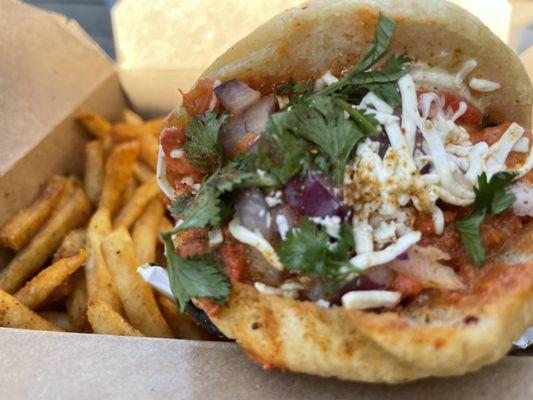 Chicken Tikka Arepa