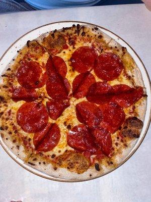 Pepperoni pizza