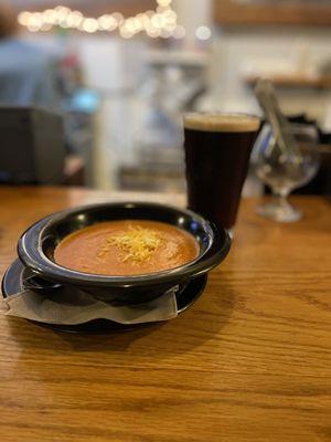 A duet: tomato soup and a porter