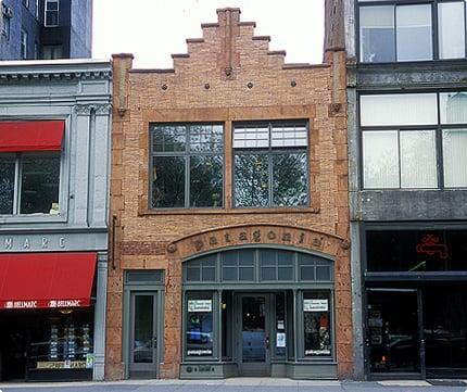 Exterior photo of the Patagonia Upper West Side store