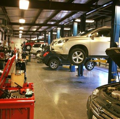 Clean auto repair shop. Proud supplier of AC/Delco Car Battery Springfield, MO.