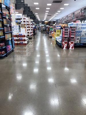 ShopRite Cromwell CT. Newer, nice store. Very clean, spacious, and well kept.