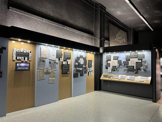 Displays about the events occurring after the July 1947 UFO crash