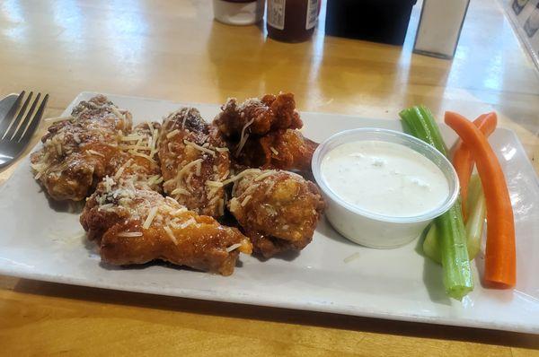 Traditional Chicken Wings with Garlic Parmesan sauce