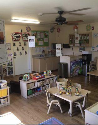 This room is waiting for your young learner to have fun!