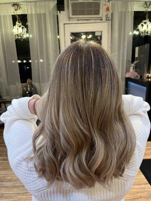 Soft balayage/honey on natural base