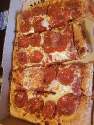 $10 box pizza