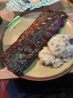 BBQ ribs with smashed potatoes