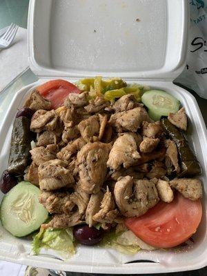 Greek Salad with Grilled Chicken