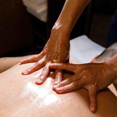 All guests who massage at Golden Ocean Spa today can enjoy 30% off, only today! Everyone is welcome.