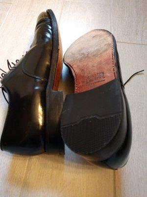 Replaced the rubber top-lifts on a pair of dress shoes for me. Also polished and applied edge dressing. Nice job!