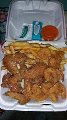 4 Wing, 10 Shrimp Combo $9.99 Nice!