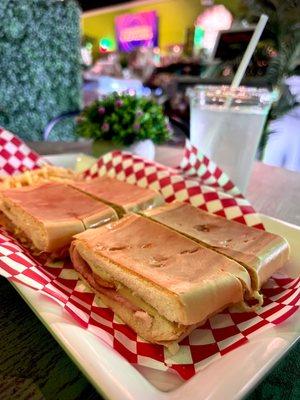 cuban chicken sandwich