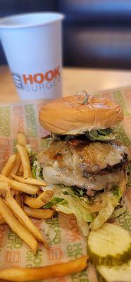 Hook Burger