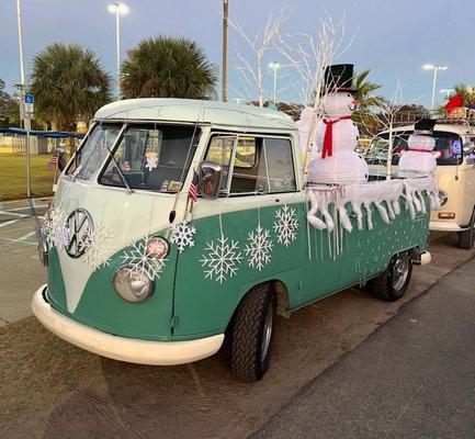 Tonight was a first for us as we participated in the Fernandina Beach Lighted Christmas Parade and I will tell ya what, it wo...