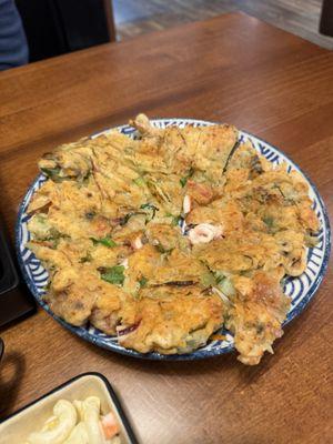 Seafood pancake / Haemul Pajeon