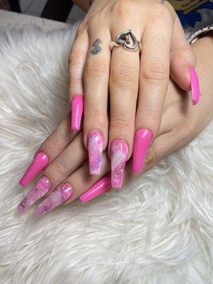 Long acrylic nails! Coffin shape.