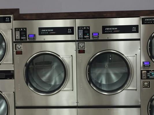 High capacity dryers w credit card machines - great for comforters.