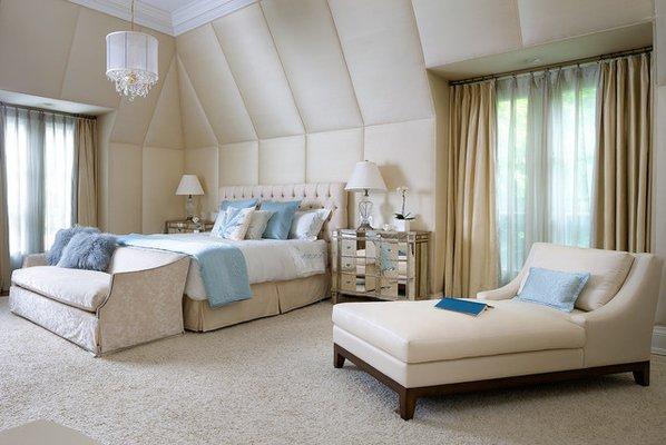 Contemporary Upholstered walls Bedroom