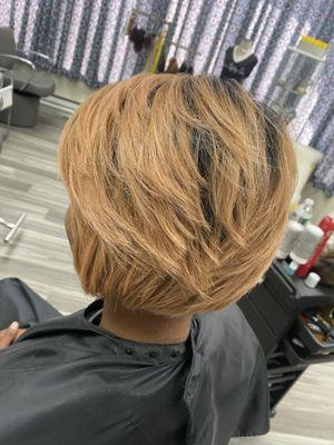 Razor layered cut