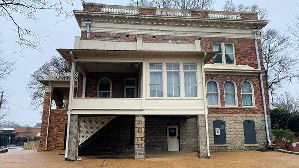 Rear view & Museum entrance