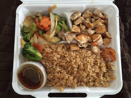 chicken and shrimp lunch hibachi