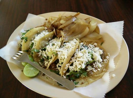 Bistec tacos.