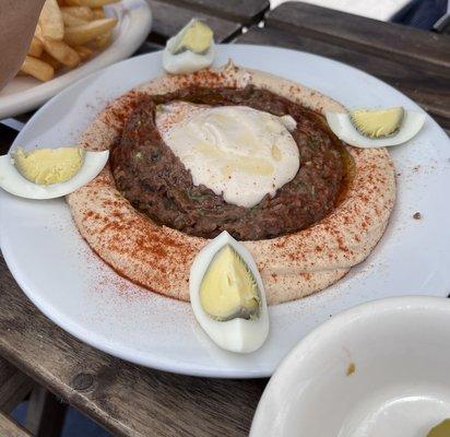 Hummus Fool w/egg