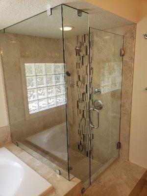 Frameless Shower