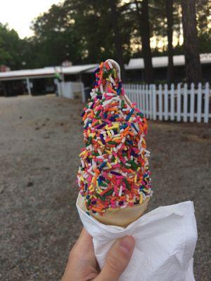 Junior twist cone with sprinkles