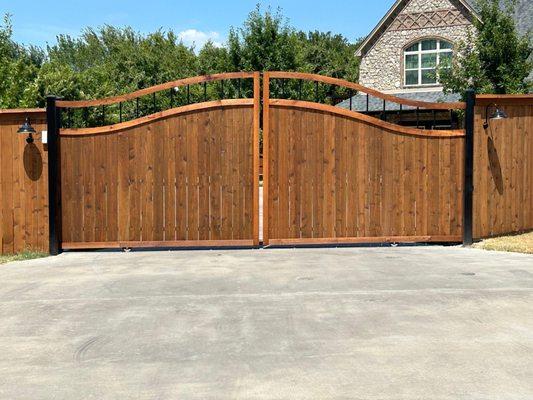 Sav-On Fence, LLC - Cedar Slide Gate