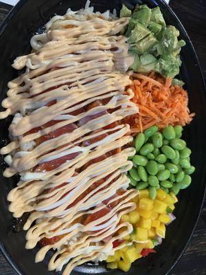 Tuna poke bowl with Edamame, carrots, pineapple and avacado