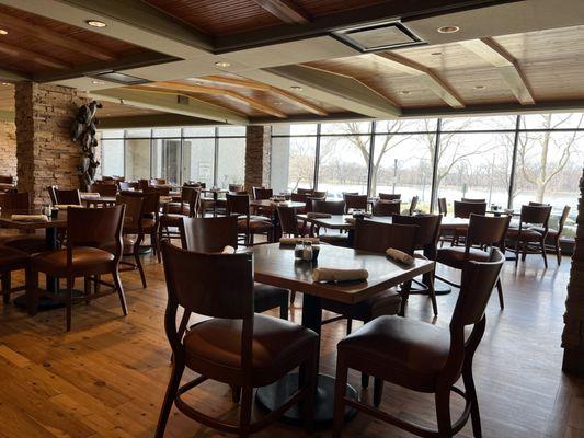 Three Rivers Bar & Kitchen restaurant seating area