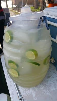 Aguas frescas todos los fines de semana! Sabado e domingo