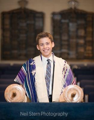 Bar Mitzvah Portraits - Neil Stern Photography