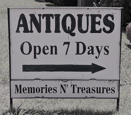 Visit Memories & Treasures in Keller, Tx. Best little shop on the Ft. Worth side of Texas. Our chips and salsa are close to the register.