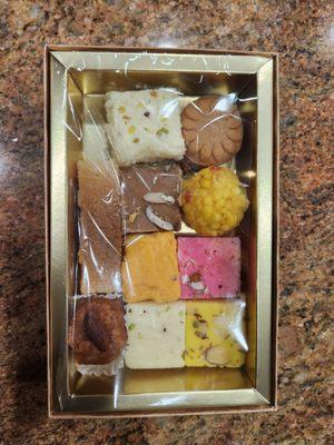 Mini mixed treat box