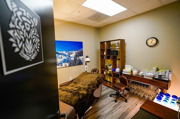 Acupuncture Treatment Squaw Valley Room