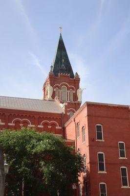 The beautiful Incarnate Word Motherhouse Chapel is located just next door to our community!