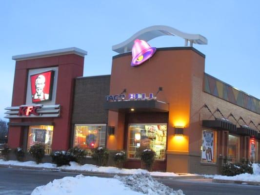 view of this Taco bell and KFC from NY Ave NE at sunset