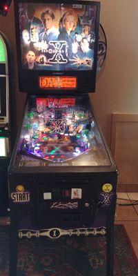 Cool X-Files Pinball Machine