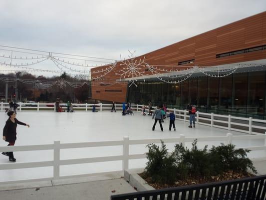 Holiday fun @ the library