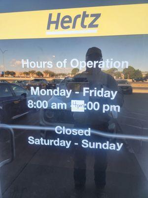 Hertz Car Rental - Lubbock - West Loop HLE