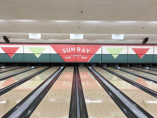 Sun Ray Lanes - bowling lanes