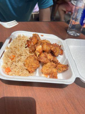 3 item combo with lemon pepper chicken, Bangkok chicken and mango chicken.