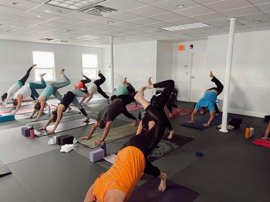 Universal Power Yoga - Norwood