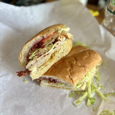 Lou’s Deli