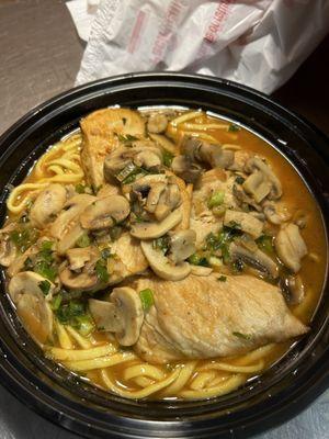 Pollo Marsala (Chicken Marsala) over linguini