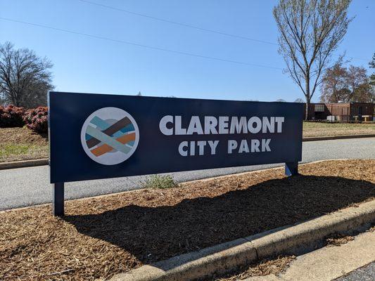 Entrance to Claremont Park